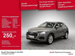Chronosgrau metallic Gebraucht 2022 Audi Q3 Ambiente SUV | 29.760 € (Guter Preis)