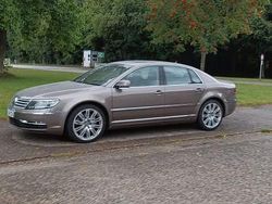 Beige Gebraucht 2012 VW Phaeton Limousine | 9.700 € (Etwas zu teuer)