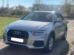 Silber Gebraucht 2016 Audi Q3 Ambiente SUV | 15.900 € (Fairer Preis)