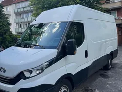 Weiß Gebraucht 2017 Iveco Daily Van / Kleinbus | 17.000 €