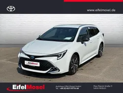 Grau Neu 2025 Toyota Corolla Limousine | 40.720 €