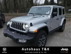 Silber Neu 2025 Jeep Wrangler Unlimited Sahara SUV | 59.990 € (Superpreis)