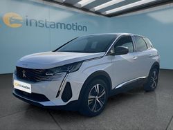 Weiß Gebraucht 2023 Peugeot 3008 Allure SUV | 26.799 € (Etwas zu teuer)