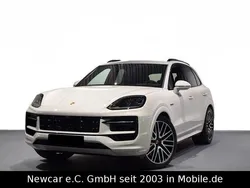 Grau Neu 2025 Porsche Cayenne S E-Hybrid SUV | 149.095 € (Superpreis)
