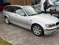 Silber Gebraucht 2003 BMW 320 Kombi | 2.850 € (Fairer Preis)