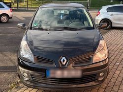 Schwarz Gebraucht 2006 Renault Clio III Kleinwagen | 1.900 € (Fairer Preis)