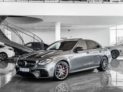 Grau Gebraucht 2017 Mercedes E63S AMG AMG Limousine | 85.779 €