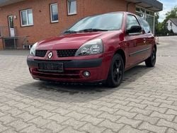 Rot Gebraucht 2002 Renault Clio II Kleinwagen | 700 € (Superpreis)