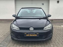 Deep black Gebraucht 2014 VW Golf VII Trendline Limousine | 6.890 € (Guter Preis)