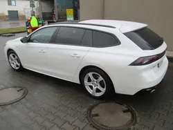 Weiß Gebraucht 2021 Peugeot 508 GT Kombi | 24.900 € (Fairer Preis)