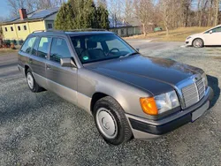 Grau Gebraucht 1990 Mercedes E230 Kombi | 4.950 €