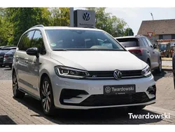 Weiss Gebraucht 2024 VW Touran Highline Van / Kleinbus | 39.790 € (Etwas zu teuer)