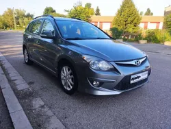Grau Gebraucht 2012 Hyundai i30 Kombi | 3.340 € (Guter Preis)