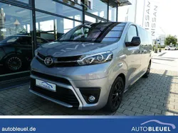 Silber Gebraucht 2024 Toyota Proace Verso Edition Kombi | 42.950 € (Fairer Preis)