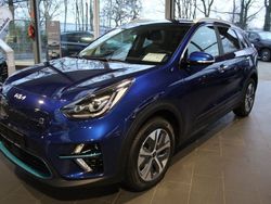 Blau Gebraucht 2021 Kia e-Niro Vision SUV | 19.990 € (Fairer Preis)