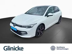 Weiß Gebraucht 2024 VW Golf VIII Style Limousine | 26.833 € (Fairer Preis)