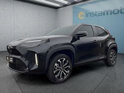 Schwarz Neu 2025 Toyota Yaris Hybrid SUV | 28.249 € (Guter Preis)