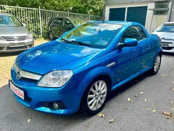 Blau Gebraucht 2008 Opel Tigra Cabrio | 1.850 € (Fairer Preis)