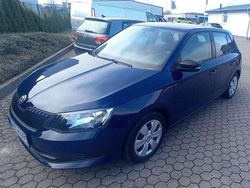 Blau Gebraucht 2016 Skoda Fabia Active Kleinwagen | 5.400 € (Guter Preis)