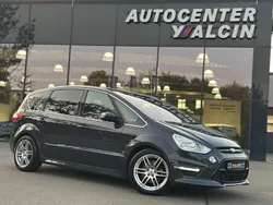 Grau Gebraucht 2014 Ford S-MAX Titanium X Van / Kleinbus | 14.490 €