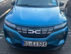 Grau Gebraucht 2022 Dacia Spring Essentiel Kleinwagen | 9.400 € (Fairer Preis)