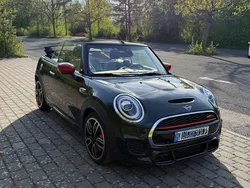 Grün Gebraucht 2019 Mini John Cooper Works Kleinwagen | 29.800 € (Etwas zu teuer)