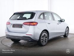 Hightechsilber Gebraucht 2024 Mercedes B180 Progressive Van / Kleinbus | 30.690 € (Guter Preis)