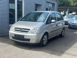 Silber Gebraucht 2004 Opel Meriva Van / Kleinbus | 1.490 € (Guter Preis)