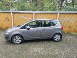 Silber Gebraucht 2011 Opel Meriva Edition Van / Kleinbus | 4.500 € (Fairer Preis)