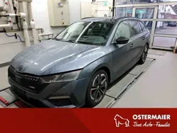 Grau Gebraucht 2021 Skoda Octavia RS Kombi | 33.330 € (Fairer Preis)