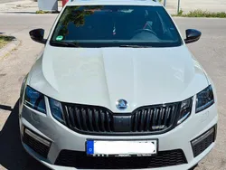 Grau Gebraucht 2018 Skoda Octavia RS Kombi | 20.500 € (Fairer Preis)