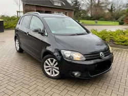 Schwarz Gebraucht 2011 VW Golf Plus Cross Style Van / Kleinbus | 4.990 € (Guter Preis)