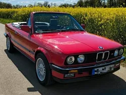 Rot Gebraucht 1990 BMW 325 Cabriolet Shadowline Cabrio | 29.950 €