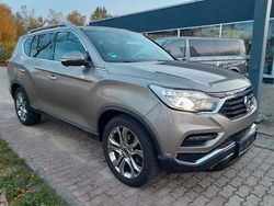 Beige Gebraucht 2019 Ssangyong (KGM) Rexton SUV | 19.000 €