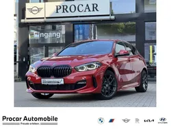 Rot Gebraucht 2022 BMW 118 M Sport Kleinwagen | 27.190 € (Fairer Preis)