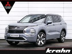Silber Gebraucht 2025 Mitsubishi Outlander P-HEV Top SUV | 49.885 € (Fairer Preis)