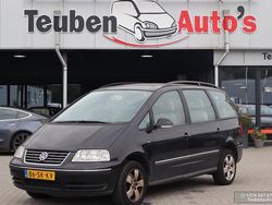 Schwarz Gebraucht 2006 VW Sharan Comfortline Van / Kleinbus | 2.985 € (Etwas zu teuer)