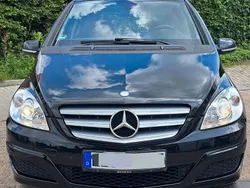 Schwarz Gebraucht 2009 Mercedes B150 Van / Kleinbus | 5.600 € (Fairer Preis)
