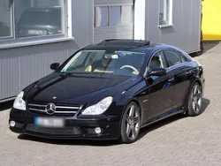 Schwarz Gebraucht 2009 Mercedes CLS63 AMG AMG Coupé | 25.900 €