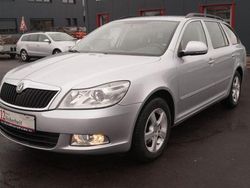 Silber Gebraucht 2009 Skoda Octavia Ambiente Kombi | 5.990 € (Etwas zu teuer)