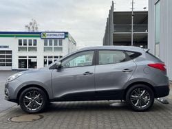 Grau Gebraucht 2015 Hyundai ix35 SUV | 12.570 € (Guter Preis)