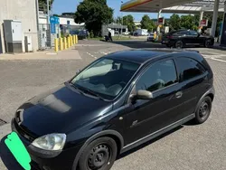 Schwarz Gebraucht 2002 Opel Corsa Limousine | 1.150 € (Guter Preis)