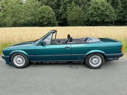Grün Gebraucht 1991 BMW 318 Cabrio | 9.999 €