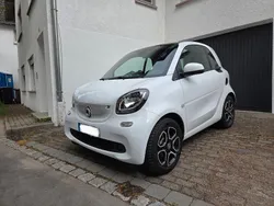 Weiß Gebraucht 2018 Smart ForTwo Coupé Coupé | 10.000 € (Guter Preis)