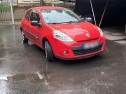 Rot Gebraucht 2009 Renault Clio II Kleinwagen | 790 € (Superpreis)