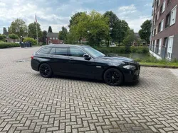 Schwarz Gebraucht 2011 BMW 525 Sport Line Kombi | 11.200 € (Teuer)