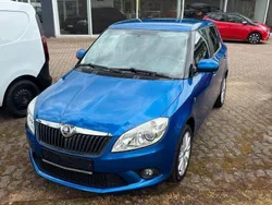 Blau Gebraucht 2014 Skoda Fabia Best of Kleinwagen | 5.950 € (Fairer Preis)