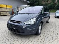 Grau Gebraucht 2011 Ford S-MAX Titanium Van / Kleinbus | 5.700 € (Guter Preis)