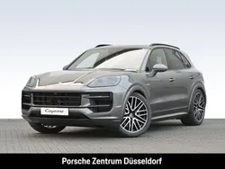 Quarzitgraumetallic Gebraucht 2024 Porsche Cayenne S E-Hybrid SUV | 141.490 € (Guter Preis)