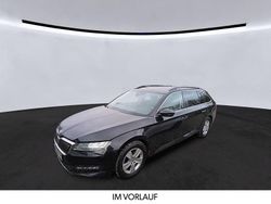 Schwarz Gebraucht 2022 Skoda Superb Kombi | 20.490 € (Superpreis)